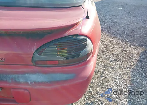 1998 Pontiac Grand Prix Se z USA, uszkodzony, nr VIN 1G2WJ52M5WF281792